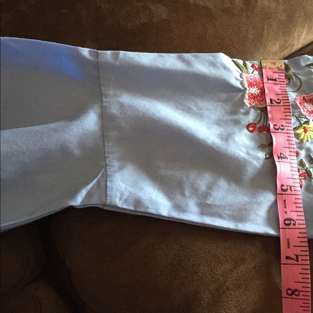 Blouse - Picture 8 of 8
